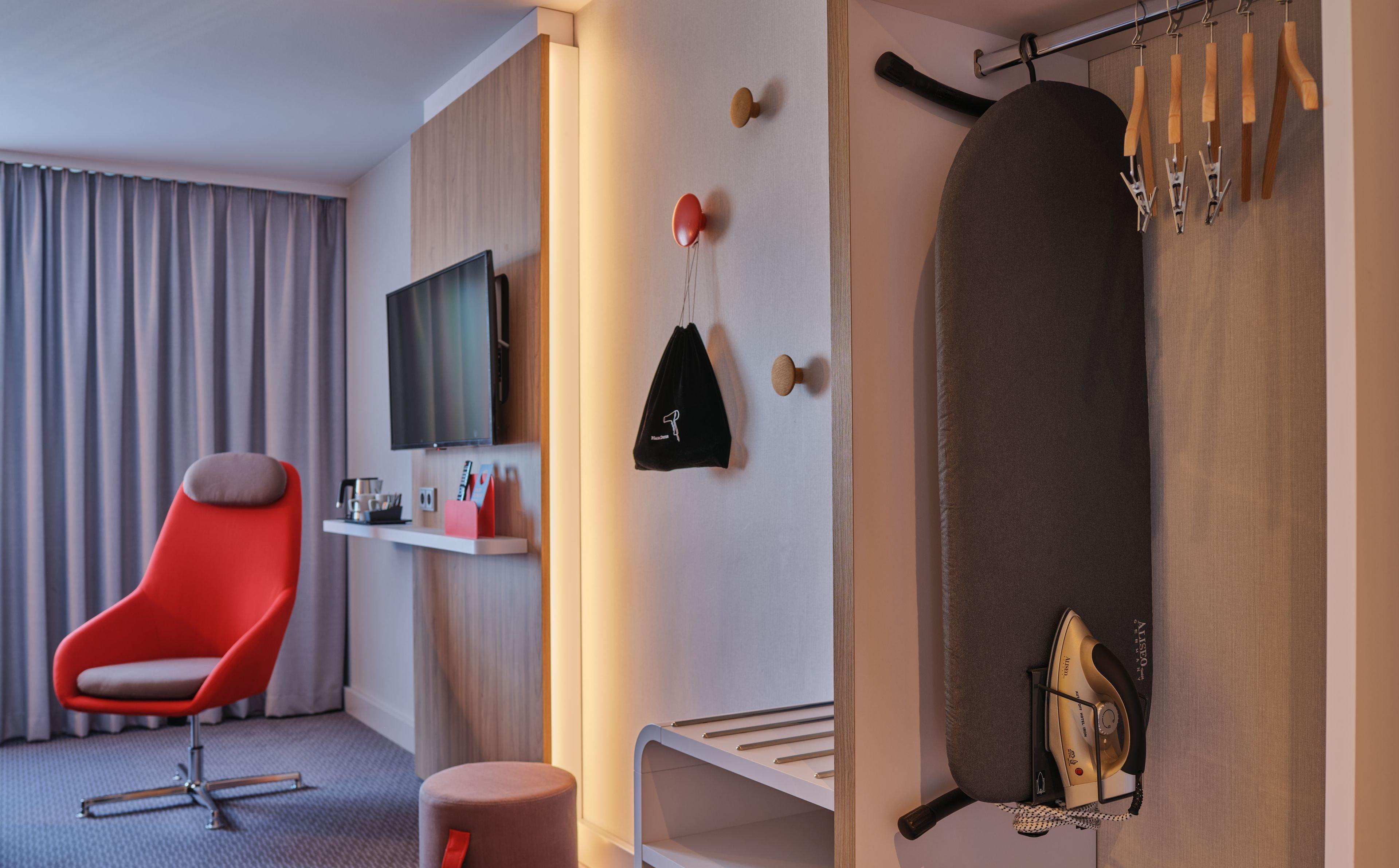 HOLIDAY INN EXPRESS BERLIN CITY CENTRE, AN IHG HOTEL BERLIN 3* (Germany) -  from US$ 124 | BOOKED